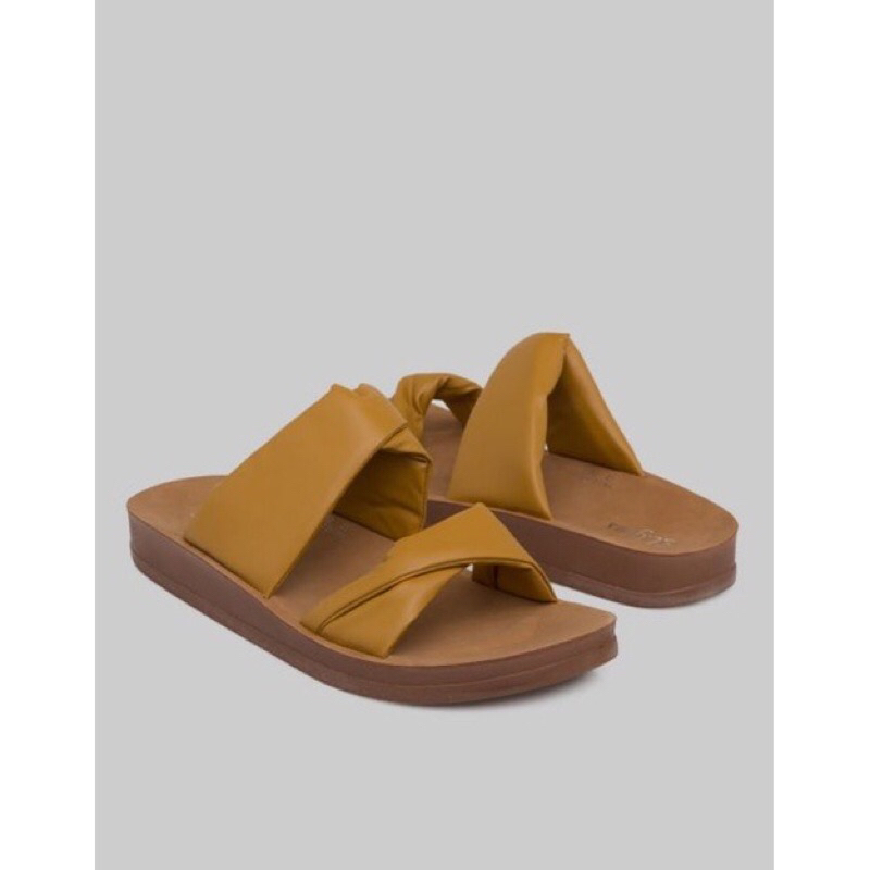 sandal wanita St Yves original