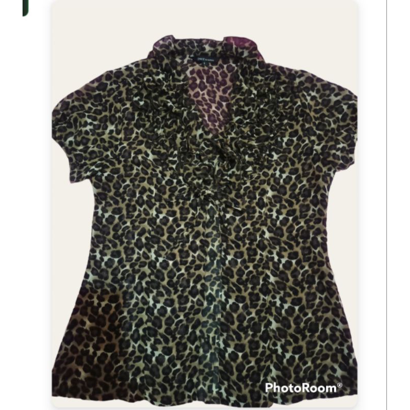Atasan Matahari Blus Leopard Blouse Branded Velvet Sleeve Ruffle Top