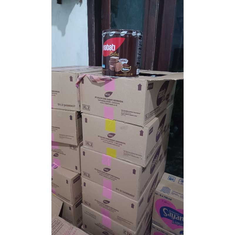 wafer nabati kaleng 1 karton BURUAN PROMOOO