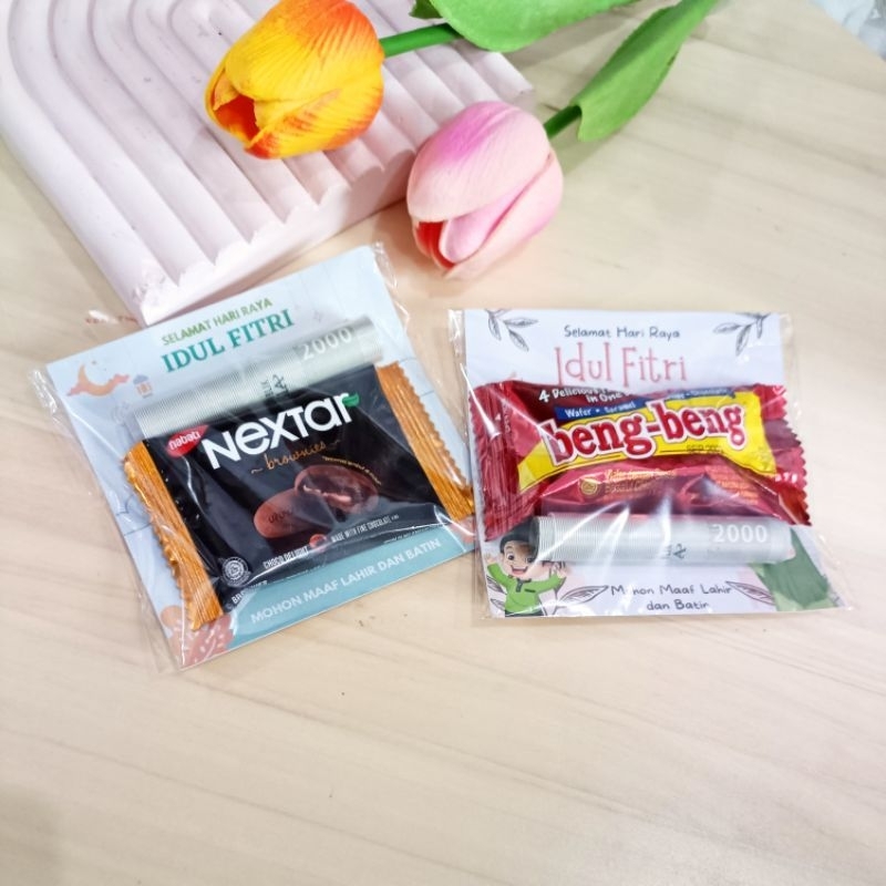 

AMPLOP LEBARAN UANG GULUNG + SNACK / MINI GIFT SNACK / ANGPAU LEBARAN