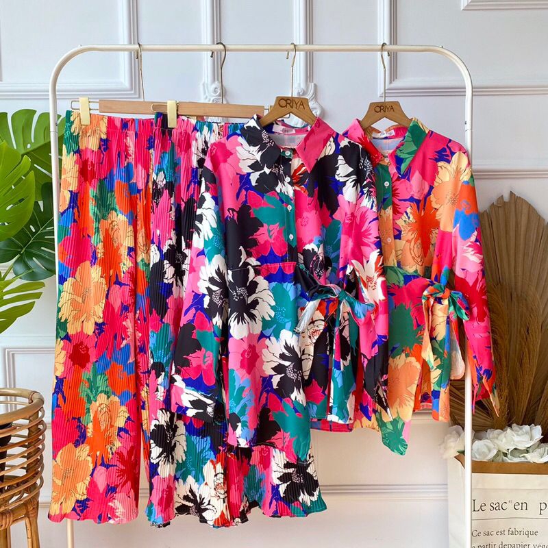 SET PLEATS FLORAL IMPORT / ONE SET PLISKET BANGKOK BKK