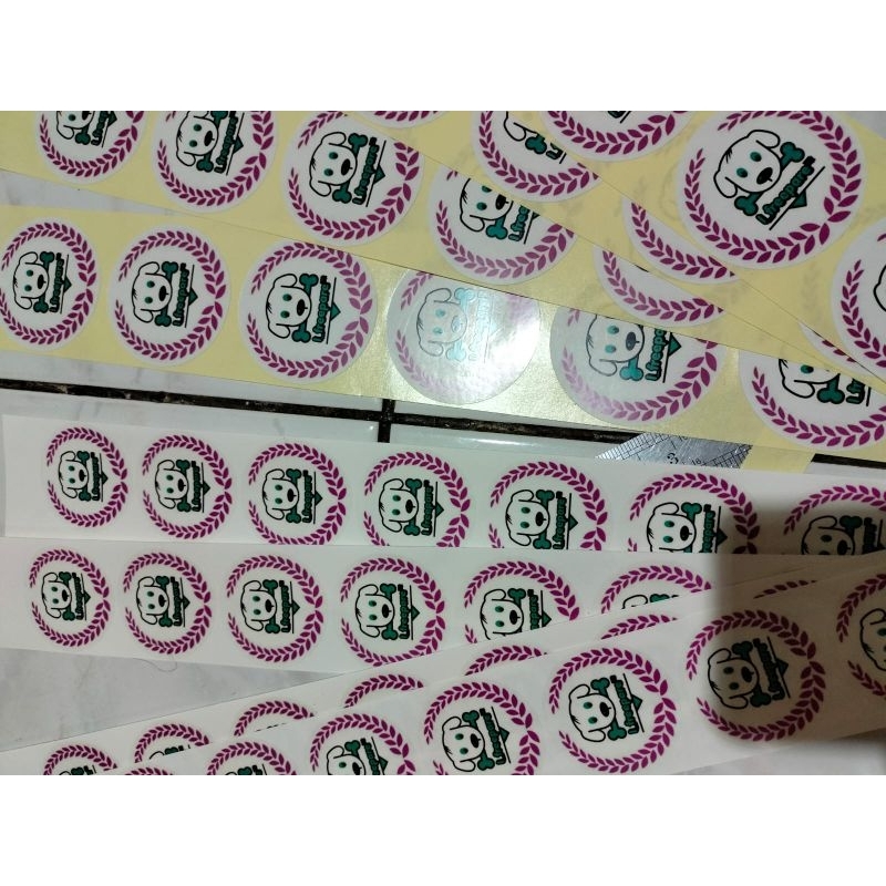 

stiker Cuting Custom / Stiker print A3+ / Cetak Stiker Murah