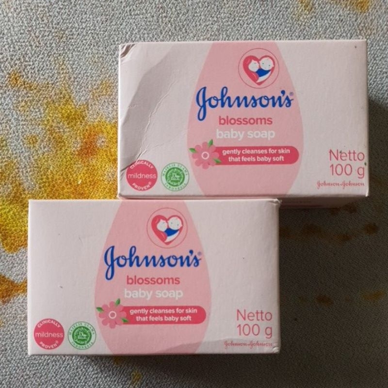 SABUN BATANG JOHNSON'S blossom baby 100g