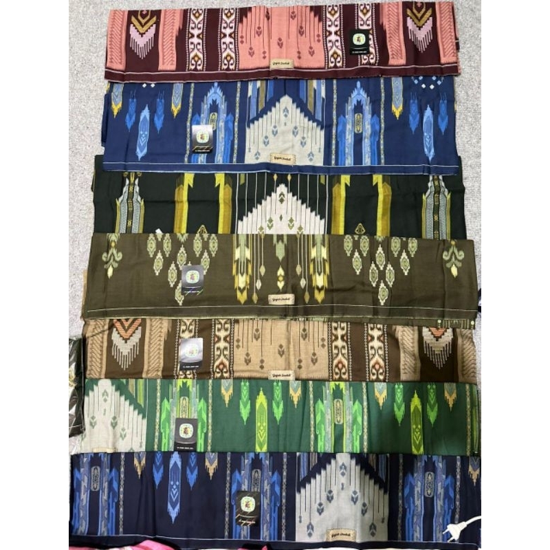 SARUNG GAJAH DUDUK MOTIF BHS MURAH