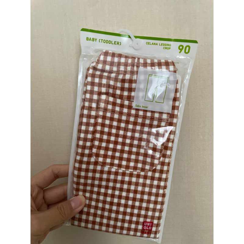 Celana Legging Crop uniqlo size 90 saku besar new segel