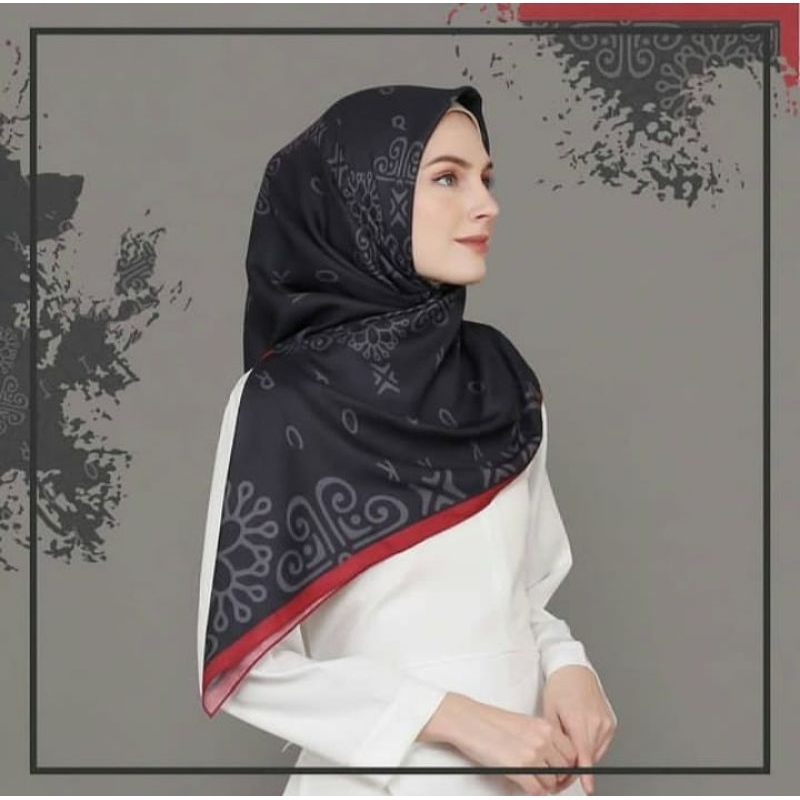 SALE HIJAB / TIRSAYAA HITAM / COD / KERUDUNG VOAL MOTIF / SEGI EMPAT VOAL / JILBAB TERBARU / LASER C