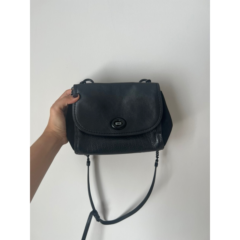coach sling bag authentic