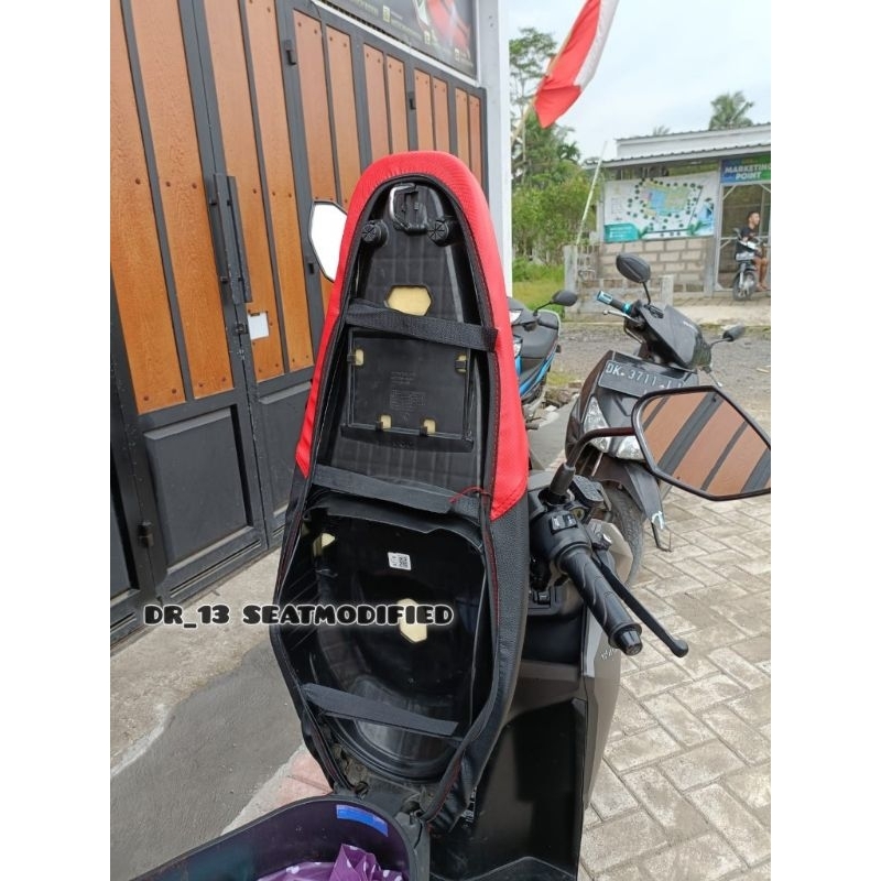 cover pelindung jok pakai karet bahan mbtech  nmax pcx vario beat scoopy aerox mio dll