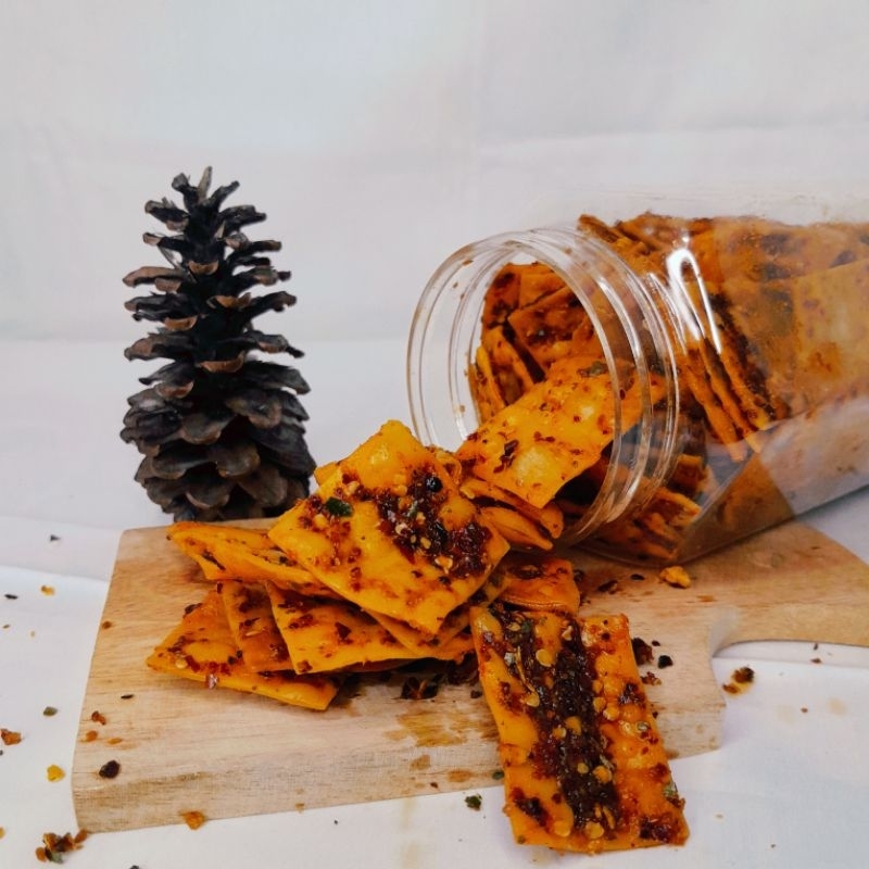 

pangsit daun jeruk 500 gr