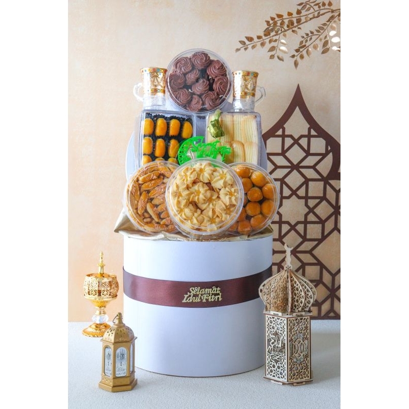 

Parcel Isi 6 | Jerin Cake & Bakery