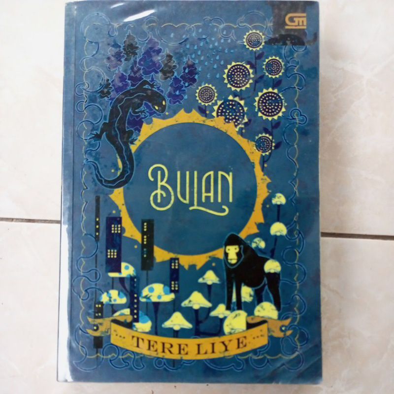 novel BULAN Tere Liye. bekas original