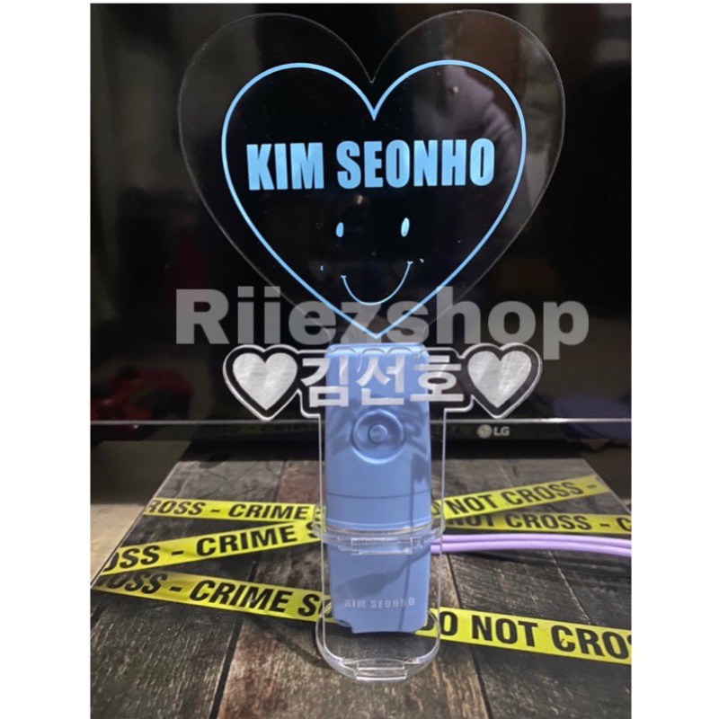 KIM SEONHO LIGHTSTICK HOLDER STANDING STANDEE STANDING