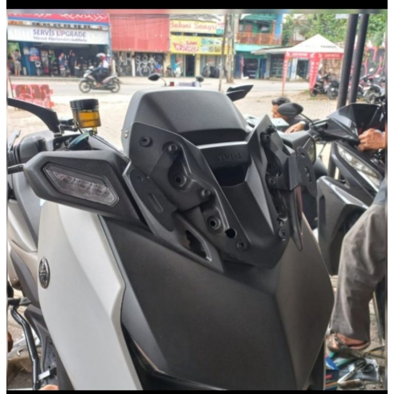 Breket dudukan spion R25 New Xmax Connected 2023 2024