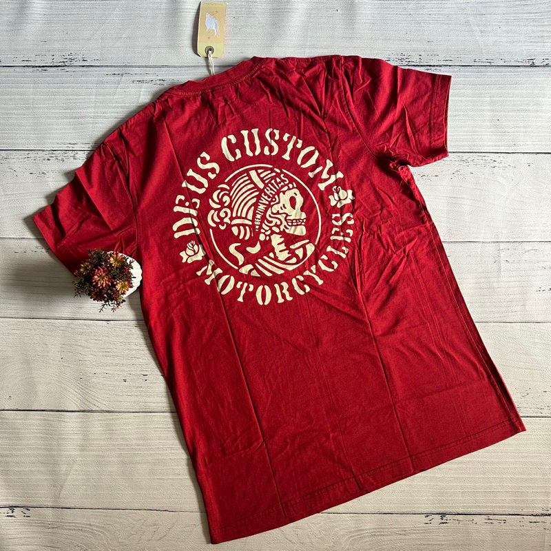 DEUS ex machina baju kaos merah NEW ORIGINAL 100%