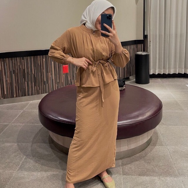 ONE SET CRINKLE DEBYA | ONSET ROK CRINKLE LEBARAN KONDNHAN WANITA | SET ROK BLOUSE CRINKLE |SETELAN 