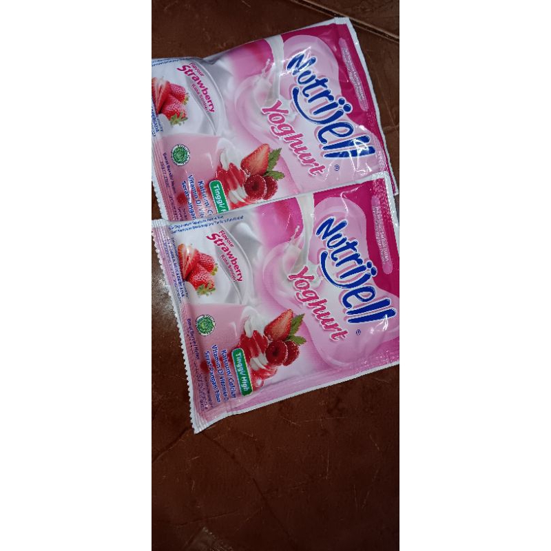 

nutrijell yoghurt strawberry