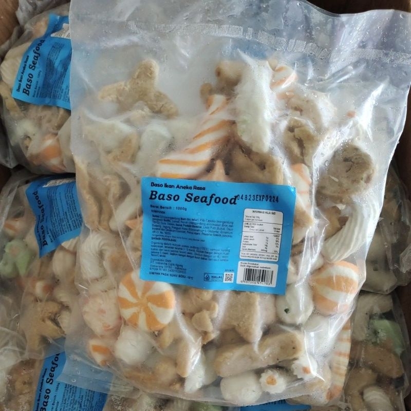 

mix seafood steamboat 1kg