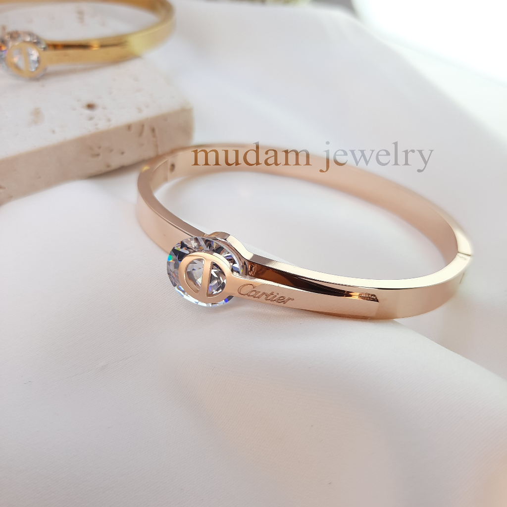 Gelang Bangle Titinium Model Klasik Mode Pola Batu Diamond