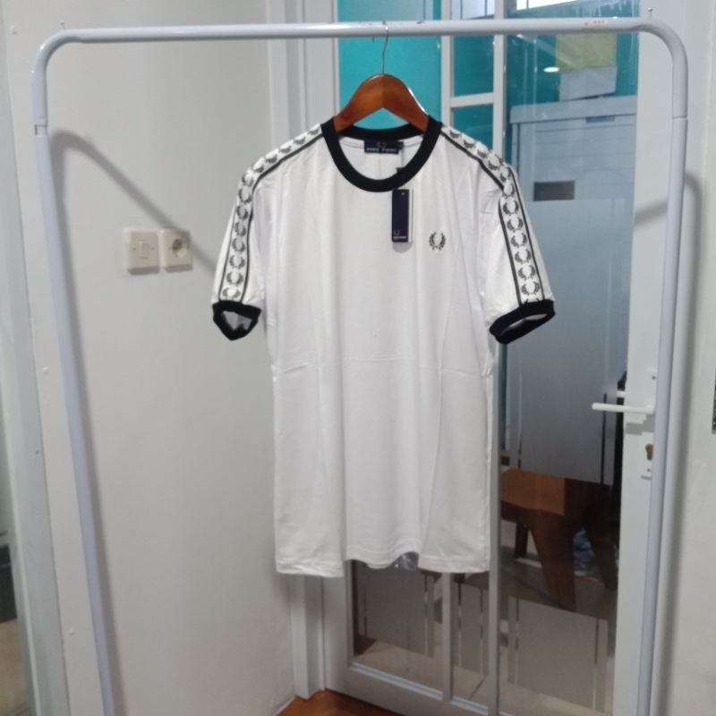 Kaos T-Shirt Taped Fred P Putih Premium