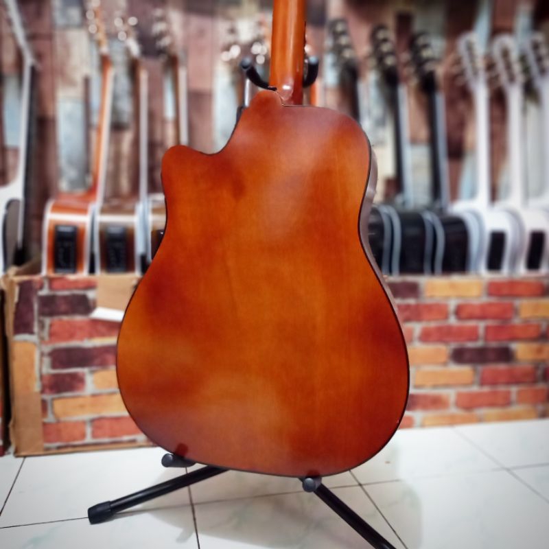 Gitar Akustik Yamaha F310 Jumbo Custom (Bonus Pik &amp;  Kunci L)