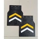 Karpet Lumpur mobil Pickup karpet sersan cepet ceceret roda Lis merah putih  Kuning Emas  Mudguard Universal ukuran 22x26cm sepasang 2 pcs