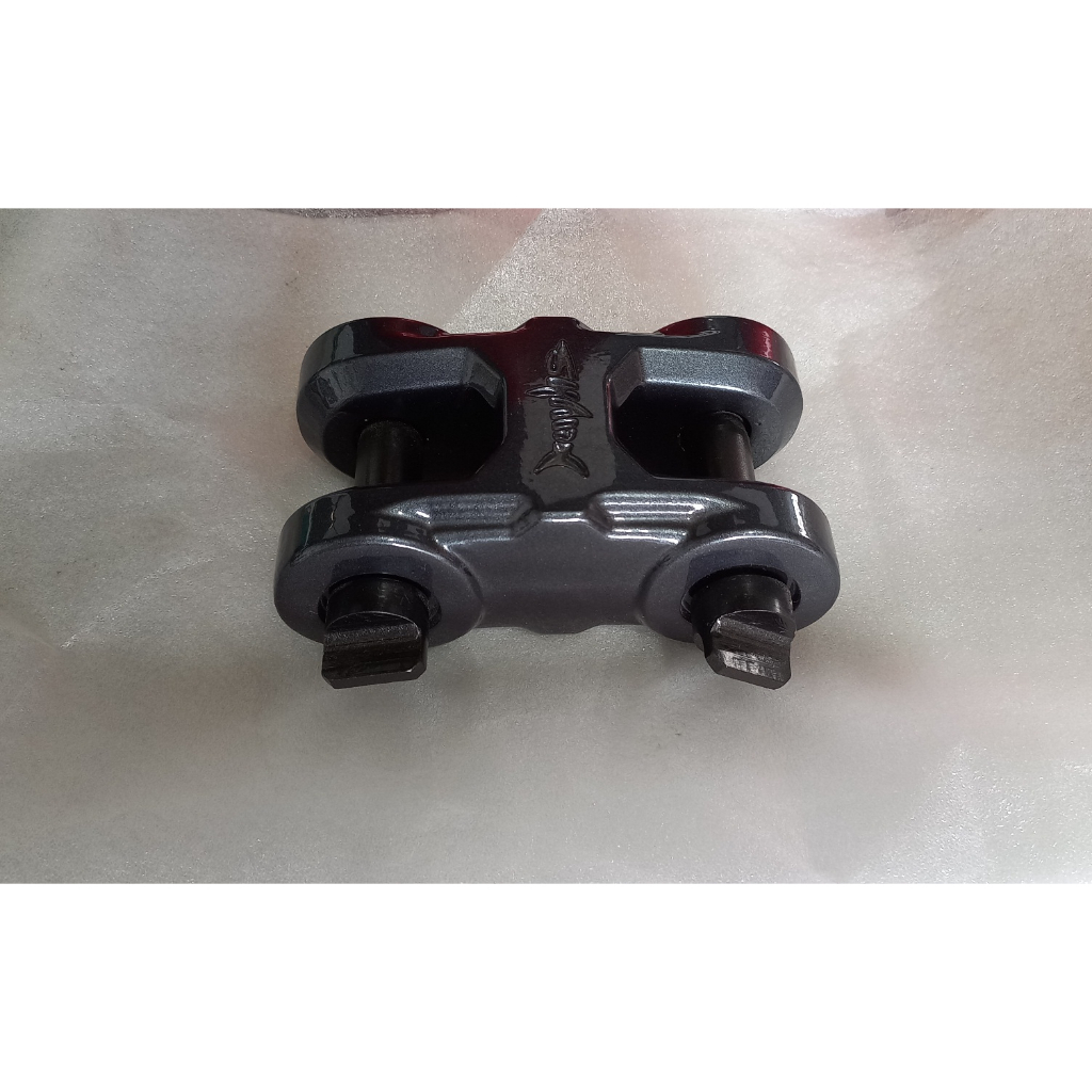 Hyperlink Shackle Hook Shark