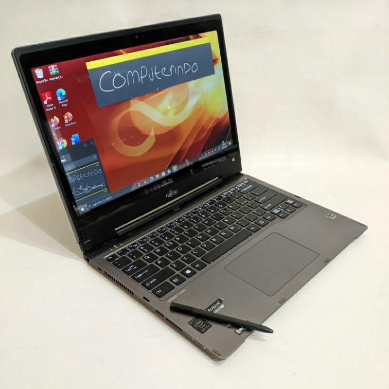 Laptop Touchscreen lipat with stylus pen  Ultrabook Fujitsu lifebook T904 - Core i7 - ram 12gb - Resolusi QuadHd