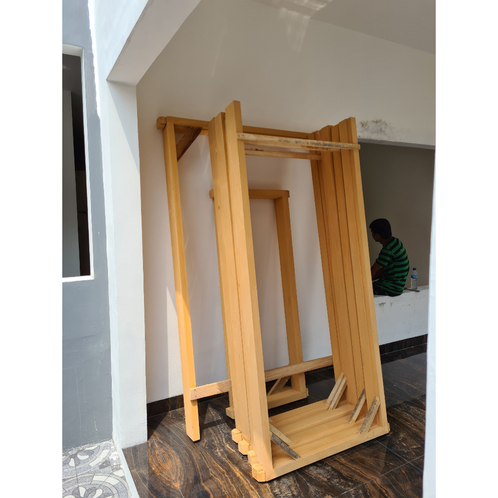 Kusen Pintu Kayu Meranti