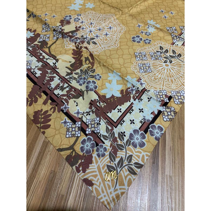 UMAMA VOAL MIRACLE MOTIF ICON