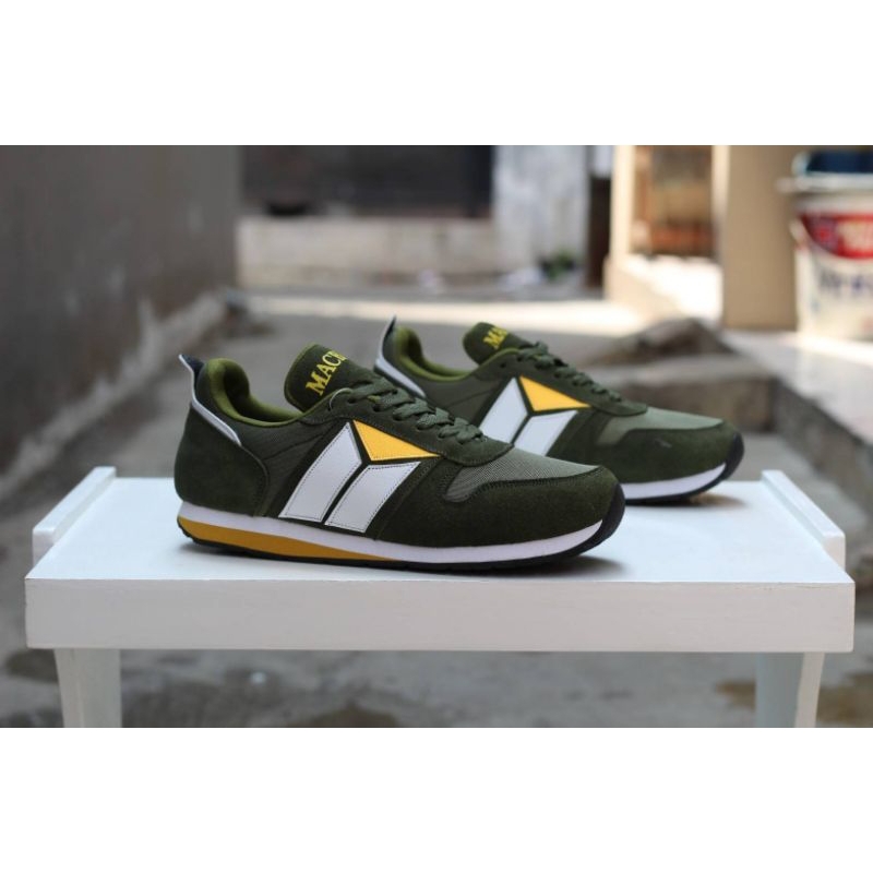 Sepatu Pria Classic. Sepatu macbeth casual trendy 2023