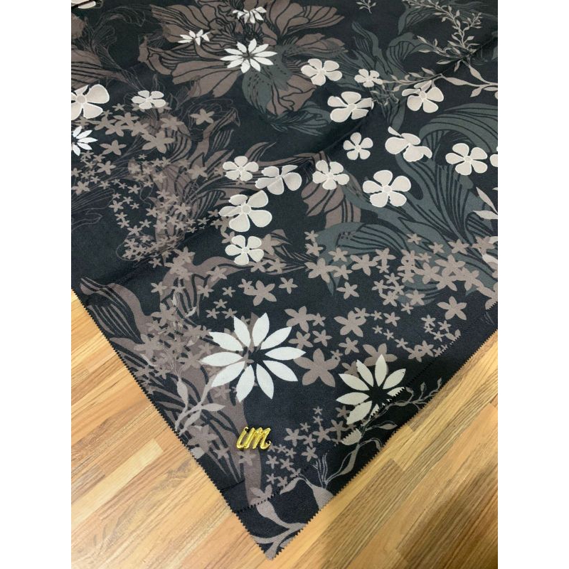 UMAMA VOAL MIRACLE MOTIF ICON