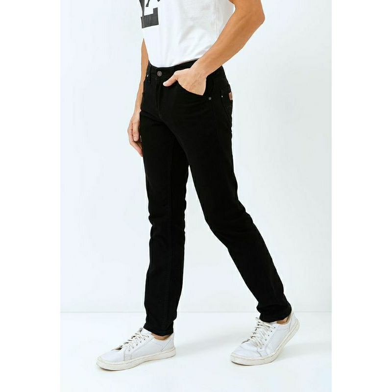 SLS073 CELANA LOIS HITAM JEANS PRIA SLIM STRETCH MELAR LOIS