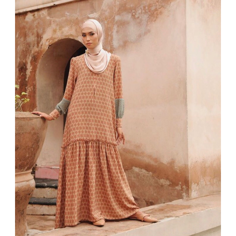 Zaskia Sungkar Kina Dress Brick Ori Jastip