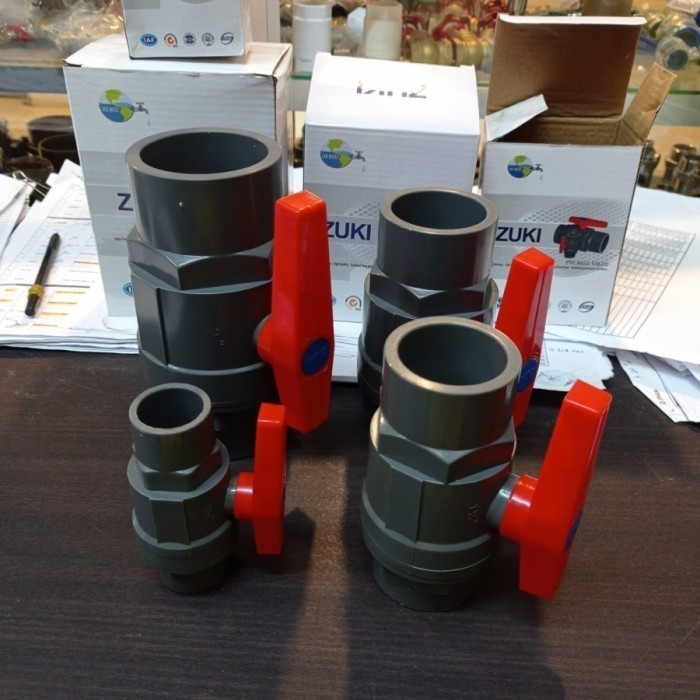 Ball Valve AW PVC 1&quot; Merk ZUKI