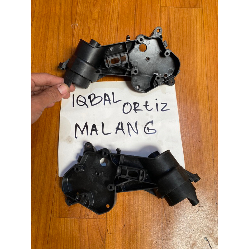 Rangka / engsel spion honda  Brio e Satya ( ass spion brio ) 2014 - 2023