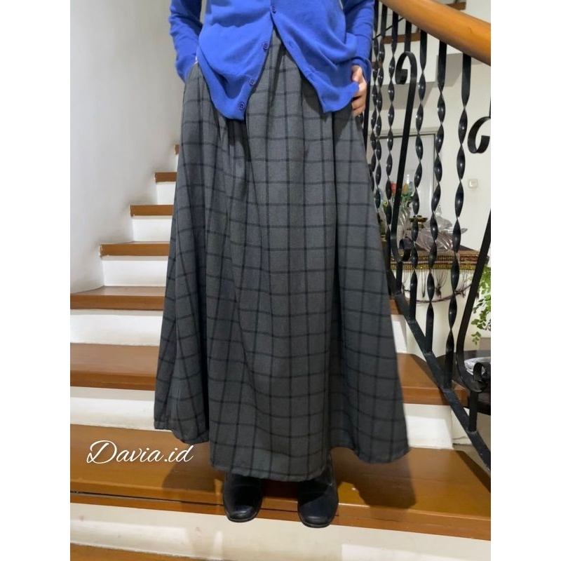 AUDREY SKIRT BERSAKU - Rok Payung Panjang/ Rok Tartan Model Payung / Rok Motif Kotak Kotak