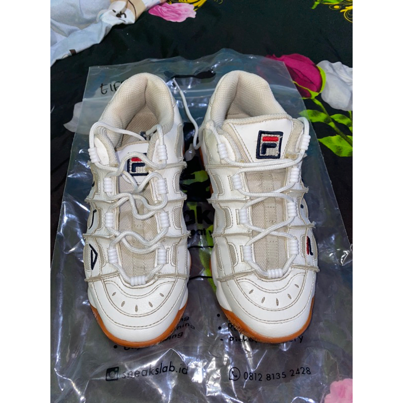 Preloved Fila Barricade XT-97 Low Good Condition