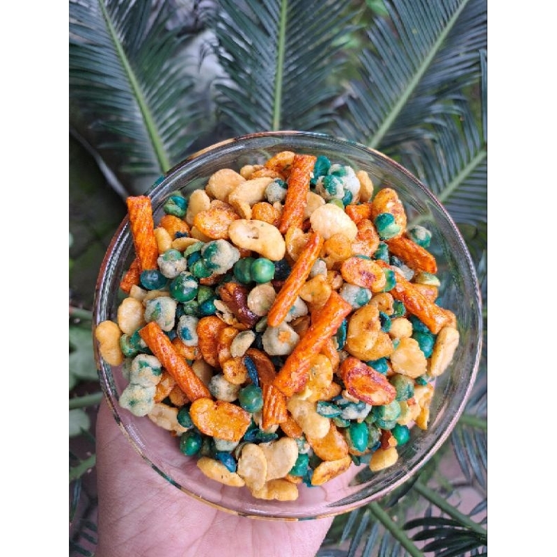 

KACANG MIX