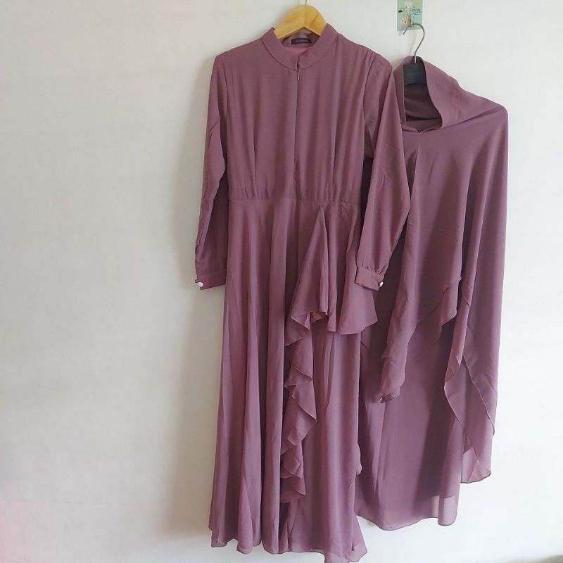 Gamis Syari include hijab panjang syari / Gamis E R I C Summers / Gamis Butik