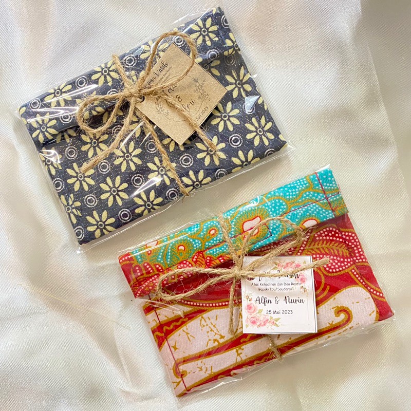READY SOUVENIR PERNIKAHAN Dompet Koin Batik Souvenir Pernikahan Khas Jogja DOMPET KOIN BATIK KHAS JO