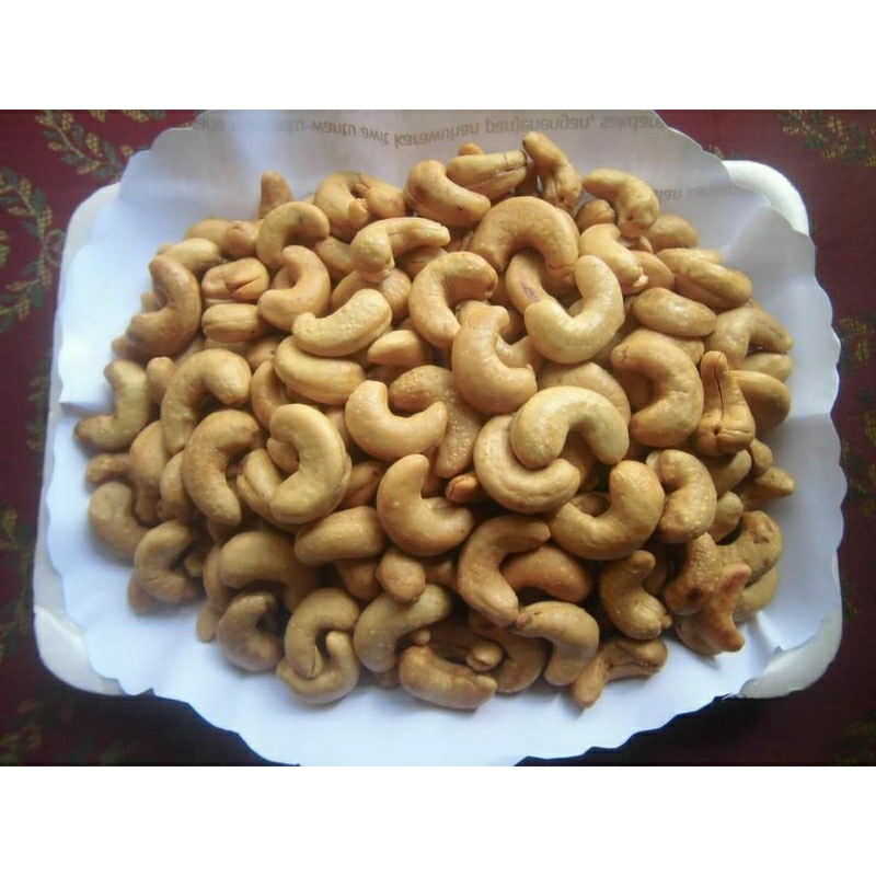 

Kacang mete original grade super