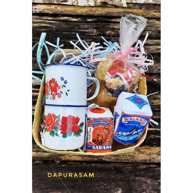 

Hampers Lebaran 8 Teko gelas wedang uwuh kopi