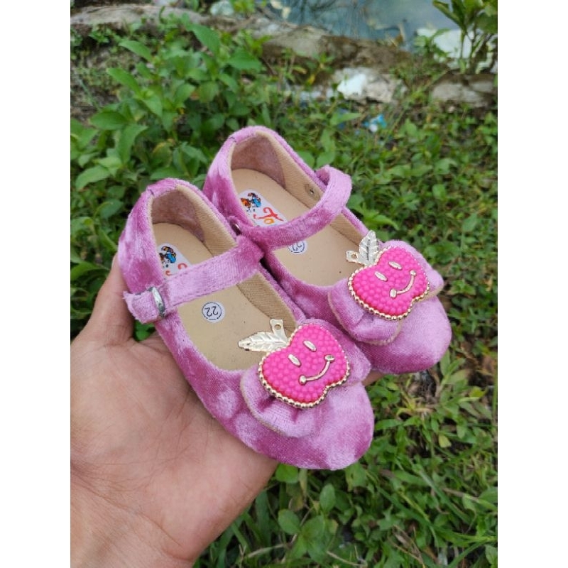 khainuna sepatu flats anak kekinian sol karet size 22-25