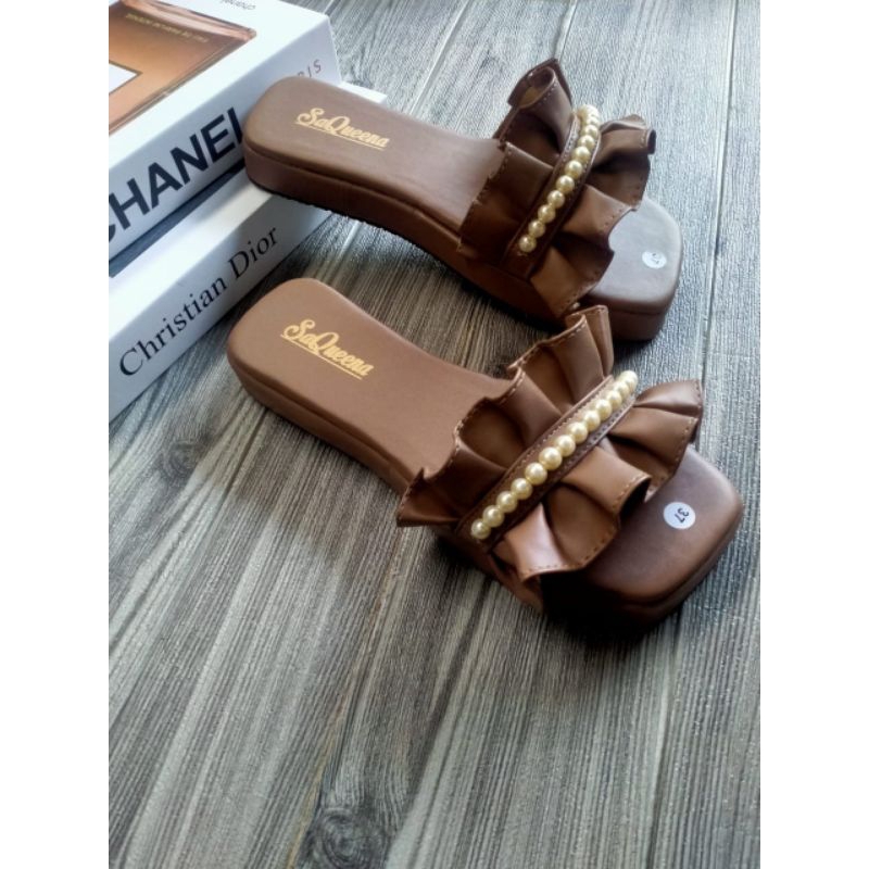 Sandal Platform Mutiara Slop Sendal wedges Wanita