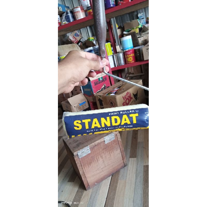 

Kuas roll cat standat bahan halus