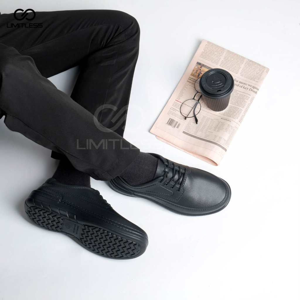 Sepatu Pantofel Pria Kerja Formal CRUZZ Full Black Premium Terbaru Tali Sepatu Cowok Fantofel Kantor Trendy
