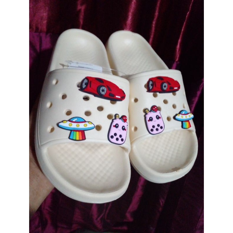 Sandal slop karet wanita ukuran tanggung motif gambar - gambar size 30 - 35