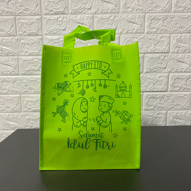 

goodie bag idul fitri 22x22x28cm