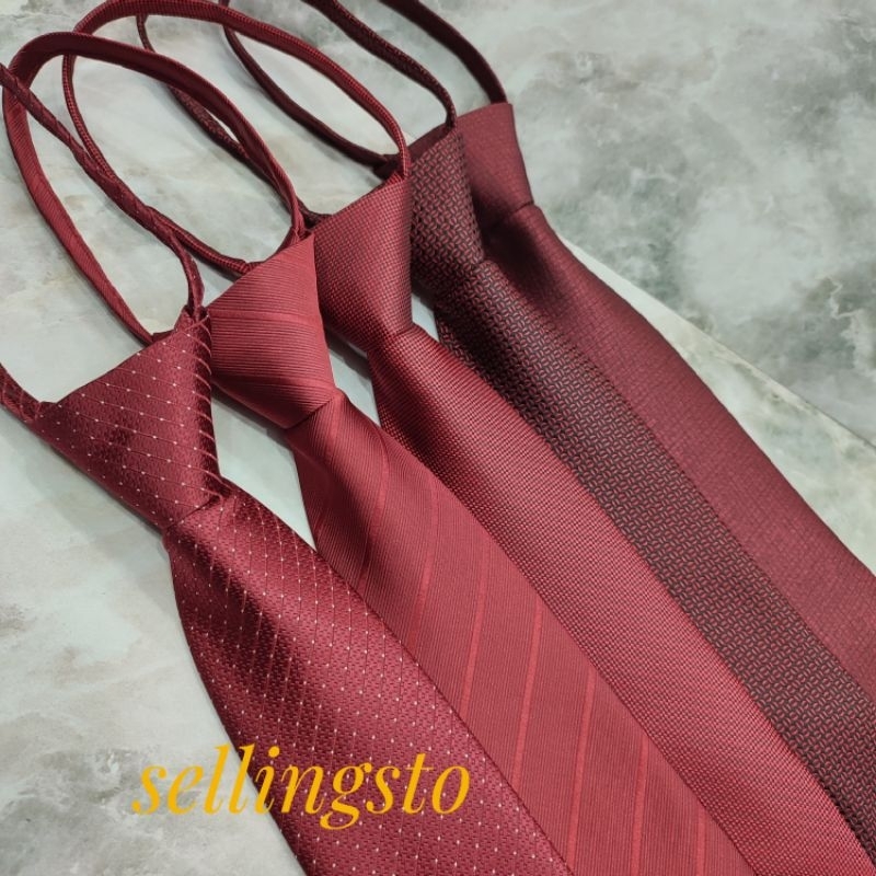 DASI MERAH MAROON POLOS INSTAN ZIPPER DASI PRIA SIAP PAKAI