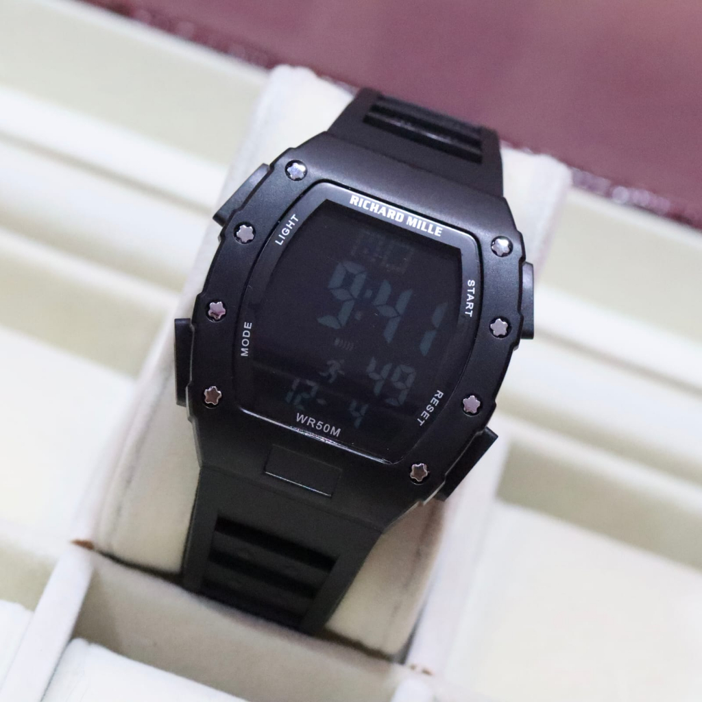 JAM TANGAN PRIA FASHION RM668 DIGITAL